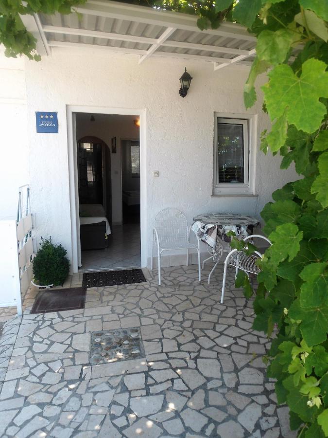 Guest House Pamela Senj  Bagian luar foto